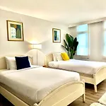 Medeseri Hotel